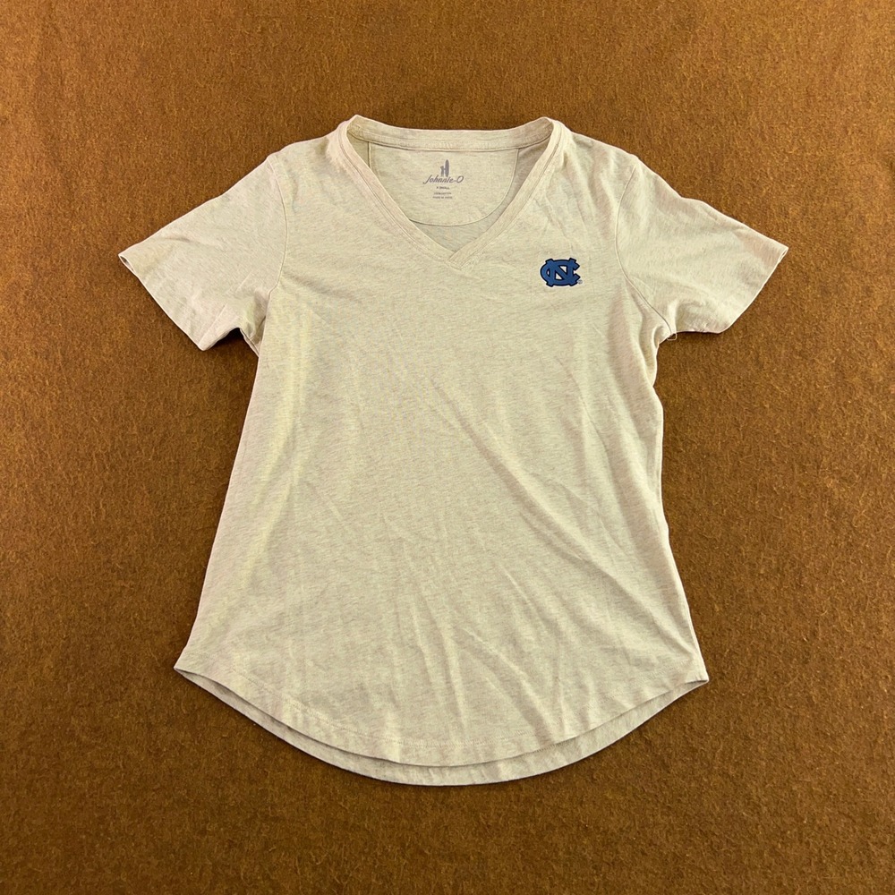 Johnnie-O Womens XS Oatmeal Heather UNC Tar Heels V-Neck T-Shirt New
